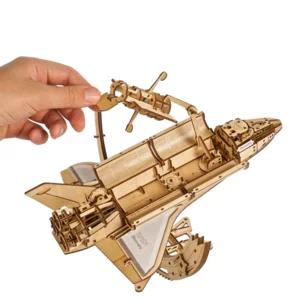 Modelli meccanici in legno: Nasa Space Shuttle Discovery | Artigiano in Fiera
