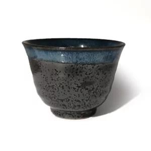 Tazza in ceramica giapponese nera e blù, altezza 6 cm | Artigiano in Fiera