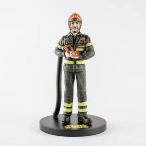 Statuina 3D interamente personalizzata in resina dipinta a mano, 27cm, vigile del fuoco | Artigiano in Fiera